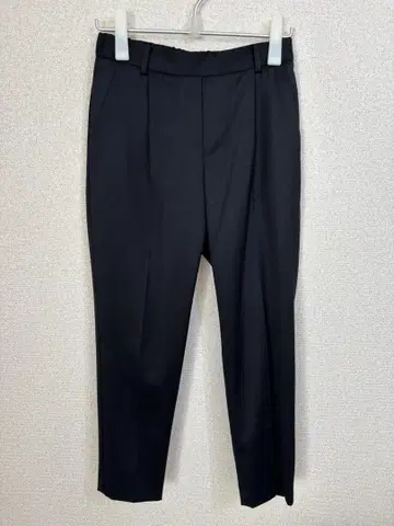 두 번째 클래스 블랙 테이퍼드 팬츠