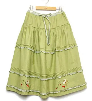 데이지와 체리 자수 장식 데님 스커트