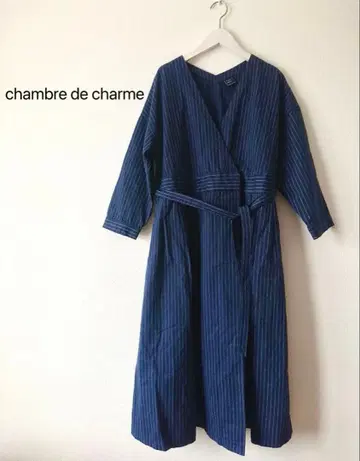 chambre de charme 스트라이프 코트 원피스 네이비
