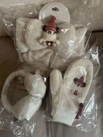 릴린린 귀도리, 미튼, 머플러 3세트 디즈니 크리스마스