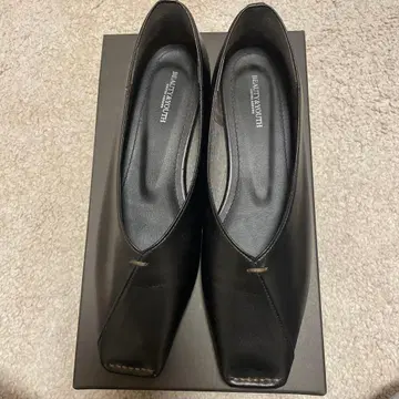 BEAUTY&YOUTH 블랙 플랫슈즈