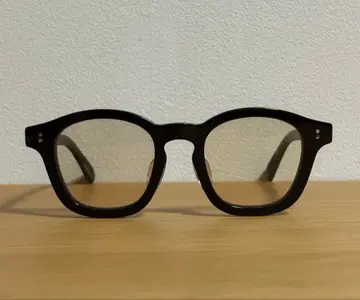 새상품급 PARIS MIKI/새상품급/품절 모델/검은색 테두리