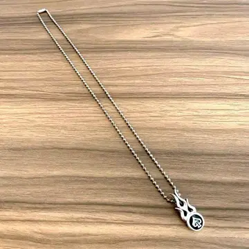 트래비스 워커 프레임 스페이드 참 실버 액세서리 목걸이