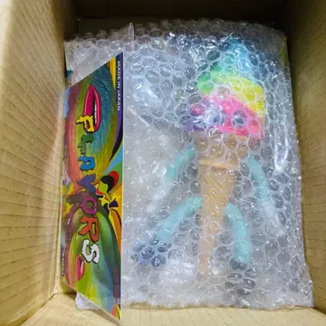 FLAVORS 진심 레인보우 KENELEPHANT 한정판 소프트 크림