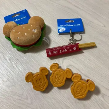 새상품, 미사용 디즈니 리조트 마그넷 키체인 클립