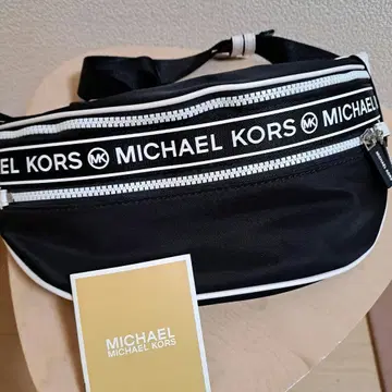 MICHAEL KORS 바디백 웨스트 파우치 미사용품
