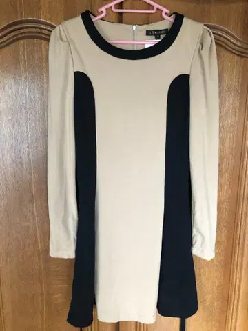 [ 미사용 새상품 ] 원피스 베이지&블랙 M 사이즈