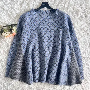 45R 플로트 더블 자카드 플레어 스웨터 니트