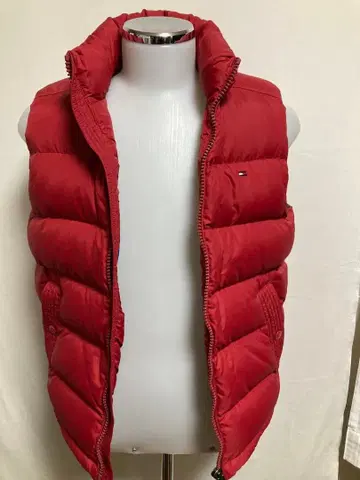 TOMMY HILFIGER 레드 다운 베스트