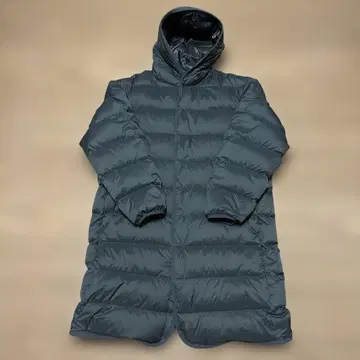 유니클로 울트라 라이트 다운 후디드 코트 올리브 L 사이즈