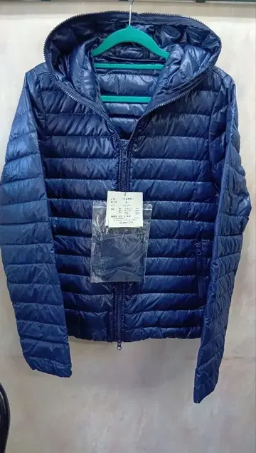 네이비 다운 자켓 L 사이즈
