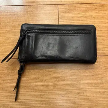 decade의 블랙 가죽 장지갑