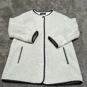 SHIPS 보아 자켓 아이보리