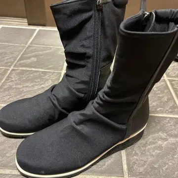 블랙 나일론 가죽 슬림 부츠