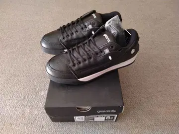 그라비스 타막 gravis TARMAC DLX 3