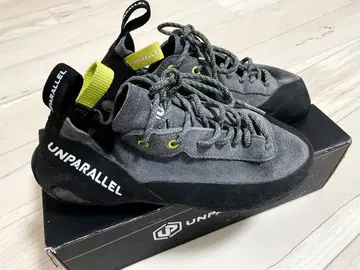 언패러렐 엔게이지 레이스업 EU43 클라이밍 신발
