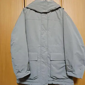 UNIQLO 하이브리드 다운 코트