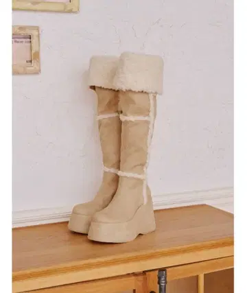 다리치 페이크 무스탕 니하이 부츠 rady 리젝시 립