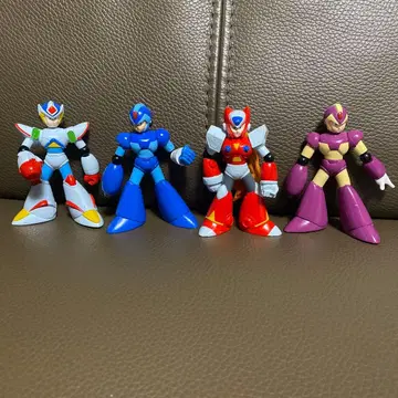 록맨 피규어 4체 세트