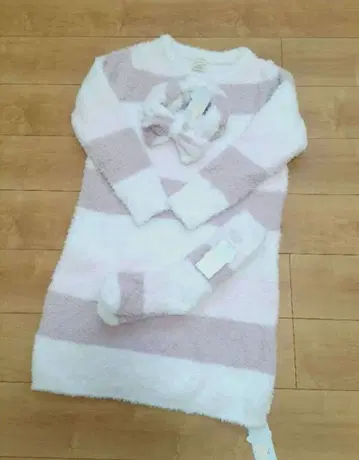 [ 미사용 새상품*택 포함 ] 젤라피케 헤어밴드 양말 룸웨어 3종 세트