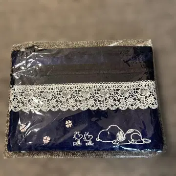 친자와 레이스 스누피 파우치 긴자 미츠코시 더블 지퍼 미사용 새상품