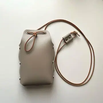 Hender Scheme assemble neck pouch M