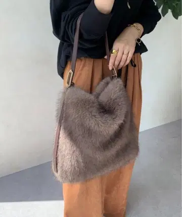 DouDou 도두 WEB 한정판 프리 원 핸들 에코 퍼 토트 브라운