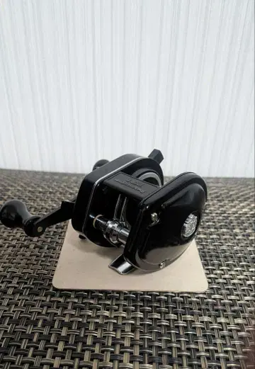 새상품급 abu1000c 아부1000 앰버서더 아부가르시아 82년제