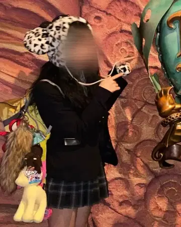 레오파드 무늬 팬 캡 블랙