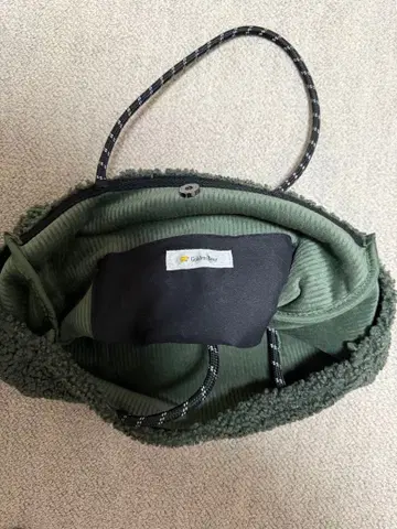 보아 토트백 올리브 그린