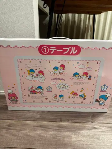 키키&라라 행운 복권 테이블