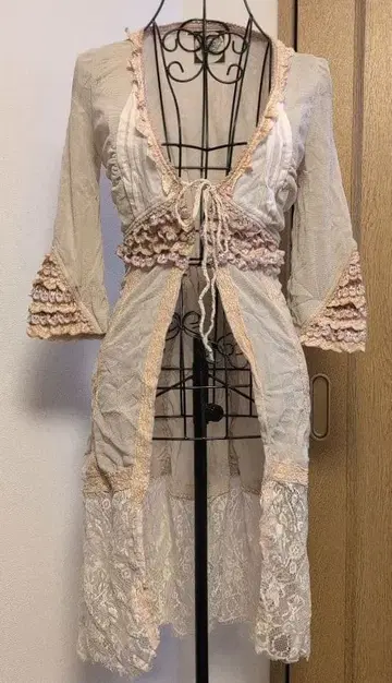 OzzAngelo 레이스와 쉬폰의 7부 소매 가디건