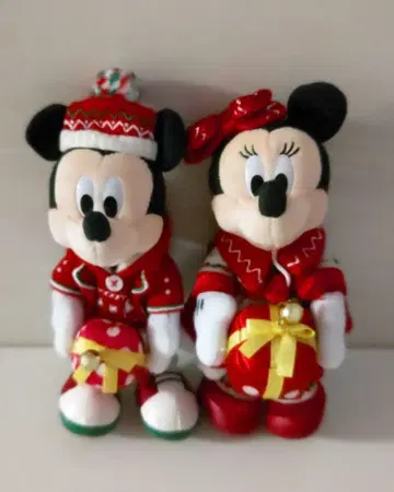 디즈니 크리스마스 인형 배지 미키 미니