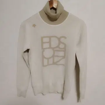 여성용 M 사이즈 데상트 골프 로고 자카드 터틀넥 스웨터