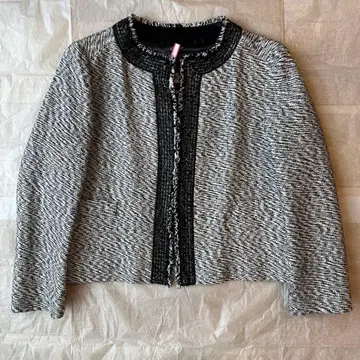 [클리닝 완료] 드로어 실크 트위드 자켓 36