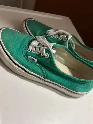 VANS 스니커즈
