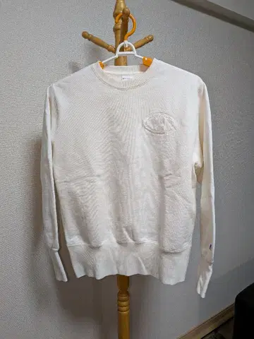 Champion 화이트 크루넥 맨투맨 빅 로고