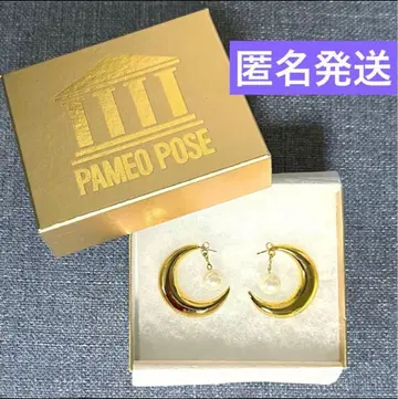 PAMEO POSE 파메오 포즈 골드 문 귀걸이