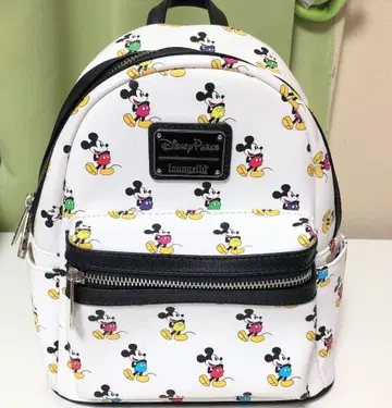 디즈니 Loungefly 라운지 플라이 백팩 미키