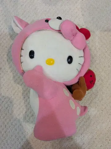 지역 한정 헬로키티 미야지마 사슴 봉제 인형