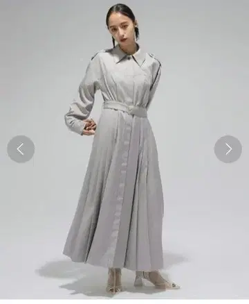 HARE 하이 톤 스티치 플리츠 원피스 그레이 원피스