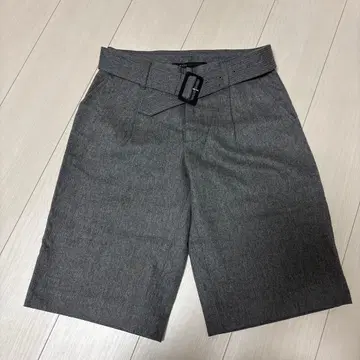 마크제이콥스 그레이 하프 팬츠 M 사이즈