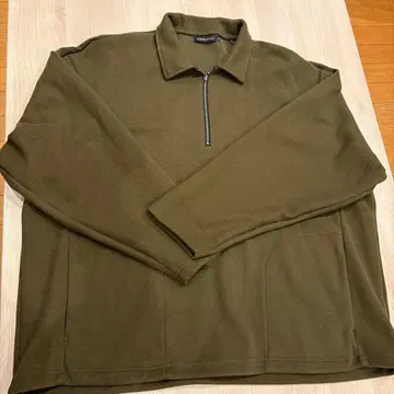 NUMERALS 하프 지퍼 플리스 L 사이즈 올리브 그린