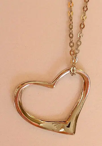 실버 하트형 펜던트 목걸이