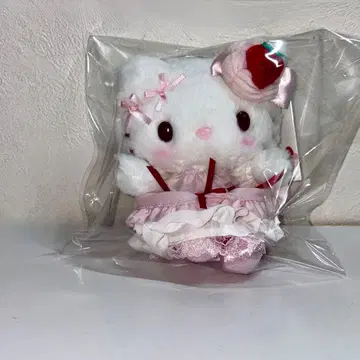 산리오 헬로키티 마스코트 백참 (딸기 휘핑 케이크)