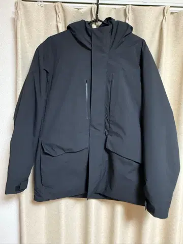 UNIQLO 하이브리드 다운 파카 2024