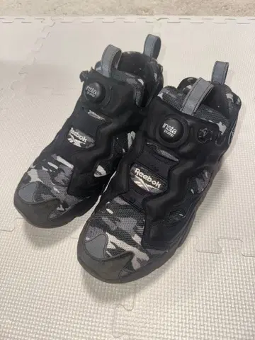 Reebok Instapump Fury 블랙/카모플라쥬