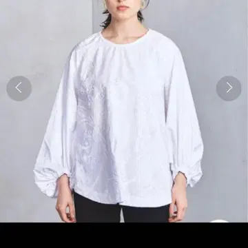 Kaon 카온 화이트 벌룬 슬리브 블라우스