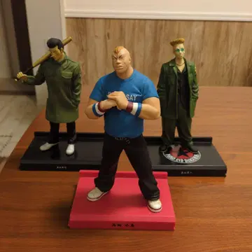 크로우즈, 큐피, 피규어