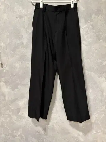 PUBLIC TOKYO 에버크리즈 GR 트윌 스트레이트 슬랙스